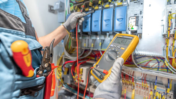 Best Emergency Electrical Repair  in Moore, OK